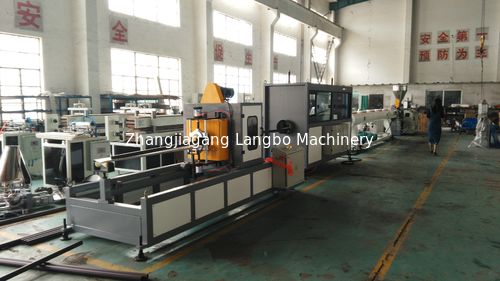 Aktueller Firmenfall über PVC Pipe Extrusion Line DN110–DN250