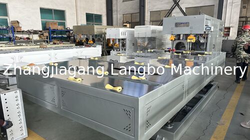 Aktueller Firmenfall über Polen Rohrklangmaschine mit integriertem Projektgewicht