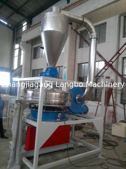 Aktueller Firmenfall über Maschine zum Pulverisieren von PVC-Kunststoffen