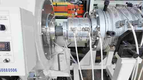Aktueller Firmenfall über 400 mm PVC-Rohr-Extrusionslinie in Ägypten