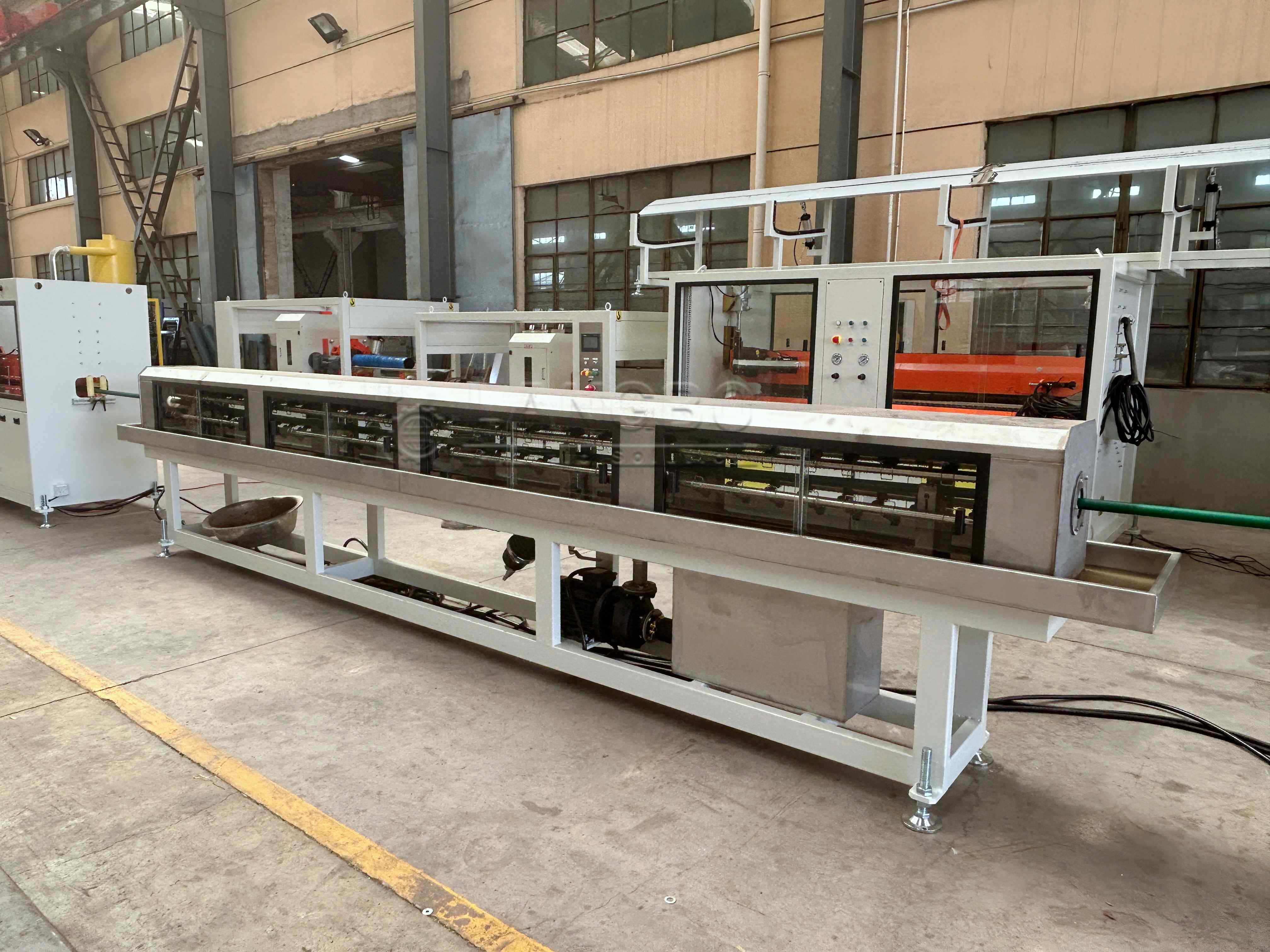 Aktueller Firmenfall über PPR Pipe Extrusion Line Project for Hot and Cold Water Pipe Manufacturing in Albania