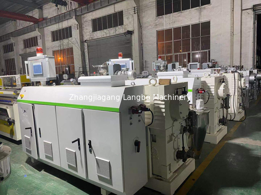 16-315mm PVC-Elektroleitungsrohr-Versorgungswasserrohr-Extrusionsmaschine Produktionslinie