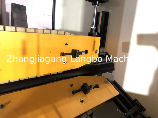 Einzelschraubenextrusionsmaschine zur Herstellung von Kunststoff PE Wasser elektrische Leitungen Rohr Tube Abziehen Schneiden Wicklung