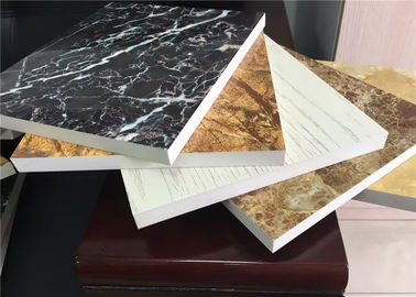 Maschine zur Herstellung von Profilextrudern aus Kunstmarmorplatten