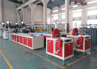 CER Zertifikat PVC-Profil-Verdrängungs-Linie mit konischer Leistungsstärke des Doppelschneckenextruder-37KW