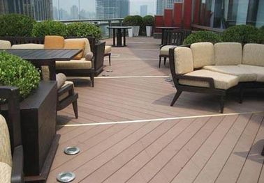 Pp./PET WPC, das Maschine, Verdrängungs-Maschine des Decking-Zaun-Profil-WPC herstellt