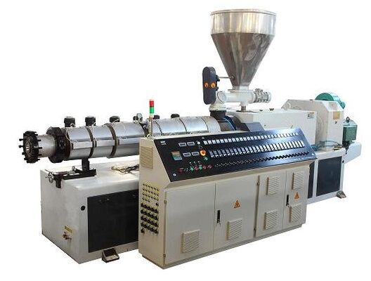 Konische Maschine  Schneider hohes Plasitify des Doppelschneckenextruder-SJSZ51