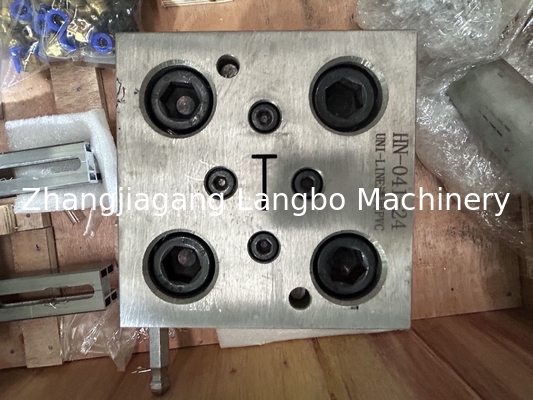 Einzelhandel PVC Tag Strip Making Machine und Profil Extrusionslinie mit gleichmäßiger Breite glatter Kante Kegel Twin Screw Extruder
