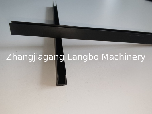 Einzelhandel PVC Tag Profilmachmaschine mit anpassbarem Schraubentwurf Twin Schraub und Fass