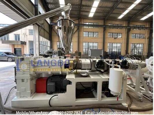 50-200mm PVC-U Rohr Extrusionsleitung mit 80/156 55kw integriertem Getriebe und  Motor