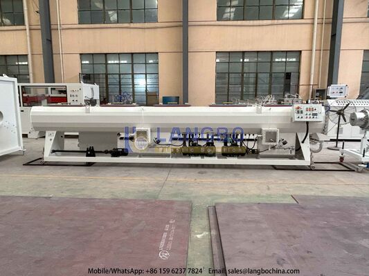 50-200mm PVC-U Rohr Extrusionsleitung mit 80/156 55kw integriertem Getriebe und  Motor