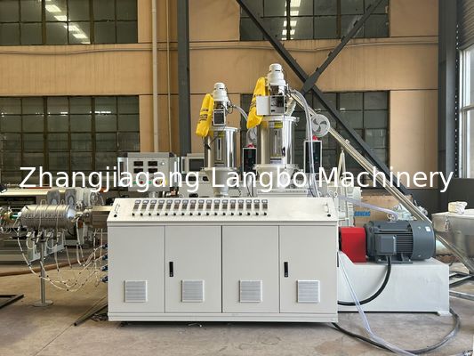 PPR Drei-Schichten-Rohrherstellungsmaschine Extrusionsproduktionslinie