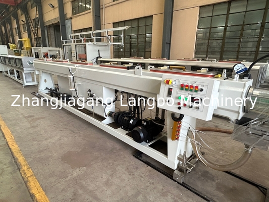 Kunststoff-Extrusionslinie zur Herstellung von PPR-Rohren