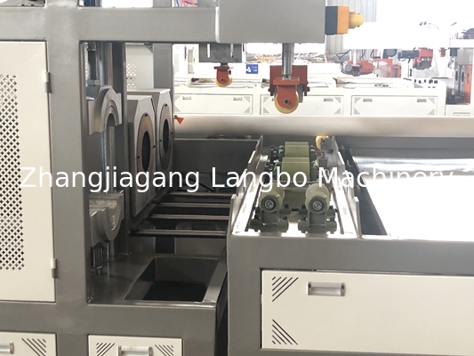 Automatische elektrische Wasserversorgung Kunststoff-PVC-Rohrherstellung Extrusion Socketing Belling-Maschine