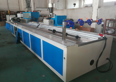 Hochgeschwindigkeits-PVC-Profil-Extrudermaschine für Deckenplatten