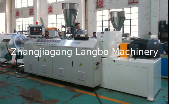 Schnelle Hochgeschwindigkeit PE PP HDPE PVC PPR Kunststoff Wassergasversorgung Drainage Festwand Rohr Schlauch Rohrmachmaschine Produktion