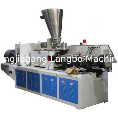 400 kg/h WPC-Dek-Maschine