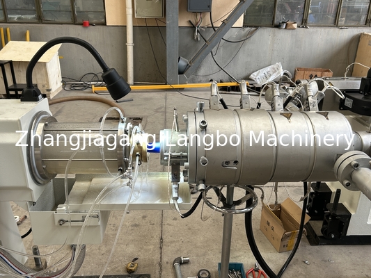 Kunststoff-Ein-Schraub-Extruder-Doppelschicht-PPR-Bewässerungs-Wasserversorgungsschlauch-Rohr-Extrusions-Produktionslinie