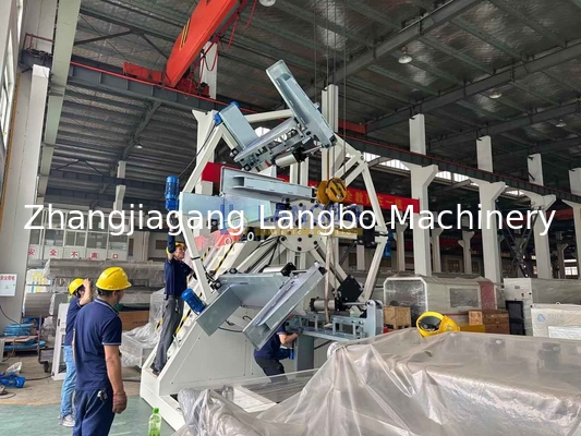 Kunststoff-PE-Wallrohr-Wicklungsmaschine Wicklungsbereich 1600-3200mm Durchmesser 16-160mm für Extrusionsleitung