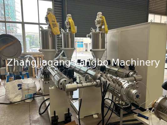 Produktionslinie für die Herstellung von PPR-Rohren aus Kunststoff