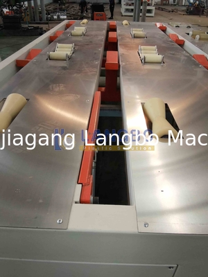 Kunststoff PVC CPVC UPVC Wasser Elektro-Kanalrohrrohr Extrusionsproduktionslinie Maschine mit Extruder Abzug Schneiden