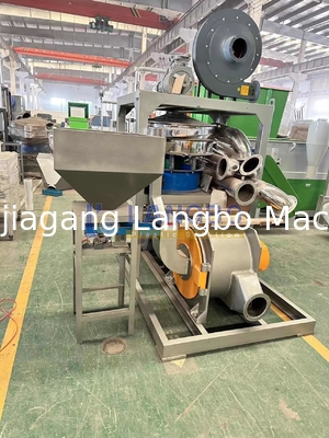 Kunststoff PVC CPVC UPVC Wasser Elektro-Kanalrohrrohr Extrusionsproduktionslinie Maschine mit Extruder Abzug Schneiden