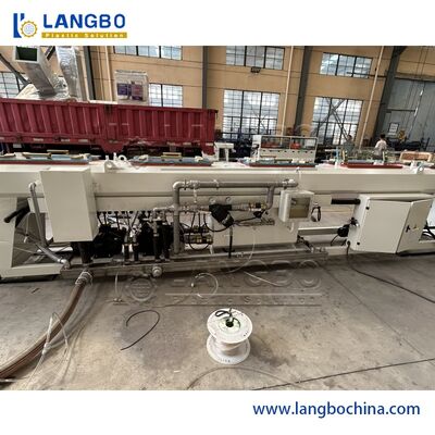 Automatische Doppelwellen-PVC-Rohr-Maschine, PVC-Schlauch-Produktionslinie
