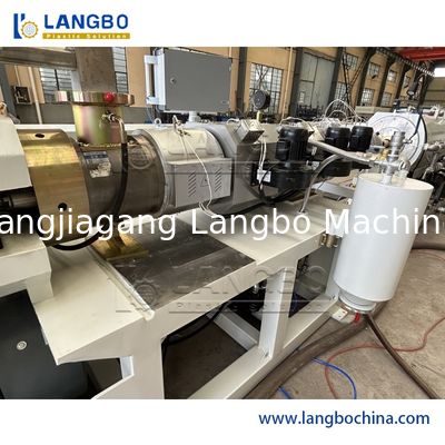 Maschinen zur Herstellung von Doppelschrauben-PVC-UPVC-CPVC-Wasserleitungen