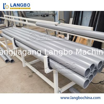 Kunststoffmaschine PVC Wasserrohrherstellungsmaschinen Rohrextruder mit automatischem Steuerungssystem
