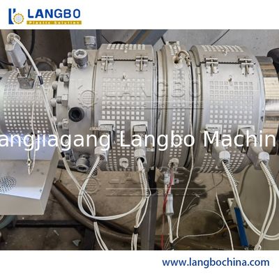 Kunststoffmaschine PVC Wasserrohrherstellungsmaschinen Rohrextruder mit automatischem Steuerungssystem