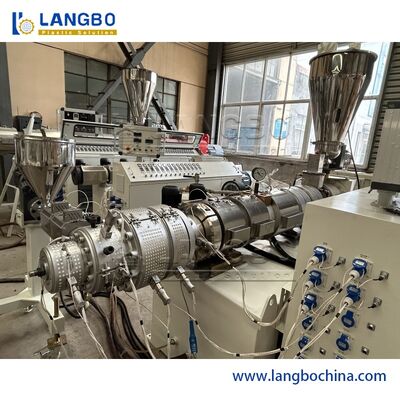 PLC-Steuerung PVC-Rohrproduktionslinie hohe Leistung und Produktivität