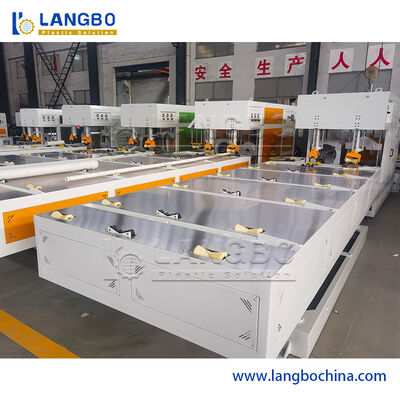 Automatischer PVC-Rohr Bellings-Maschinen-Kunststoffrohr-Sockel 800kg/H