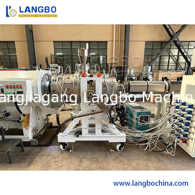 Fortgeschrittene vollautomatische PVC PE Kunststoffschlauch-Herstellungsmaschinen mit SPS-Touchscreen-Steuerung