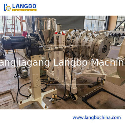 Maschine zur Herstellung von HDPE-PPR-Rohren aus Kunststoff/Produktionslinie für PE-Rohr-Extruder