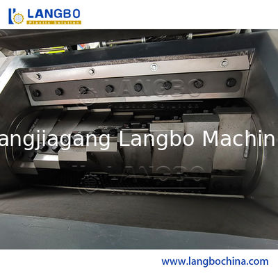 Kunststoffzerkleinerungsmaschine für Spritzguss