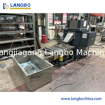 Einzelner Schraubenzieher-Plastik, der Granulierer-Maschine 150kg/h-Kapazität aufbereitet