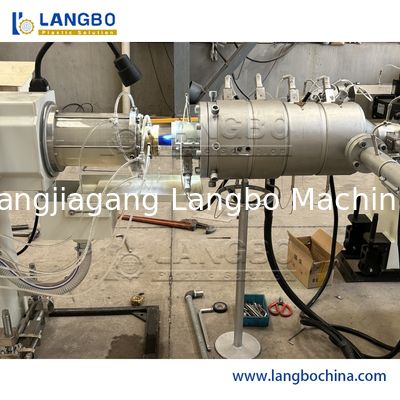 Plastik-PPR-Rohr-Verdrängungs-Linie ABB-Inverter-Doppelt-Schrauben-verschiedener Durchmesser