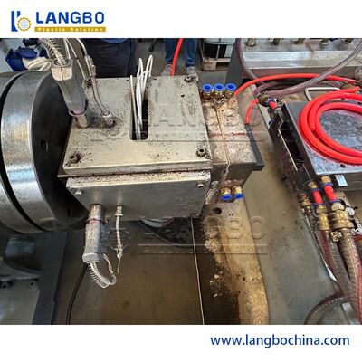 CER WPC Profil-Verdrängungs-Linie 100 - hohe Produktionskapazität 150KG/H