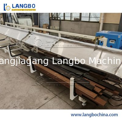 PVC-/WPC-Profil-Verdrängungs-Linie Siemens-Bewegungsdoppelt-Schrauben-Entwurf