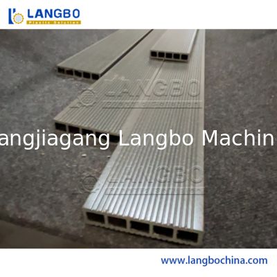 Kunststoff UPVC PVC Decking Gutter Cable Trunking Fenster Tür Rahmen Wandplatte Hohlbrett Ecke Perle WPC Decking Profil Extrusion Produktion Machinerie