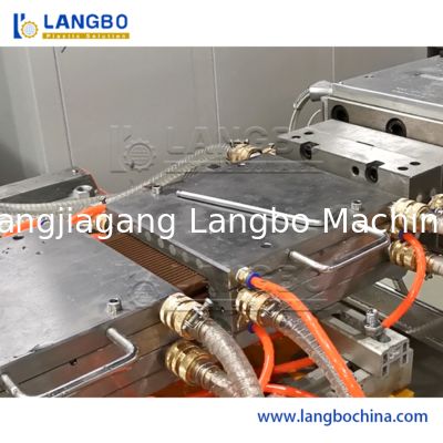 PVC-/WPC-Profil-Verdrängungs-Linie Siemens-Bewegungsdoppelt-Schrauben-Entwurf