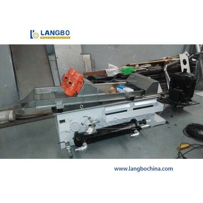 PLASTIK, DER PELLETISIERUNGS-LINIE MIT EINGEBAUTER AGGLOMERATIONS-MASCHINE AUFBEREITET