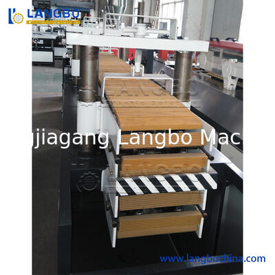 Kunststoff UPVC PVC Decking Gutter Cable Trunking Fenster Tür Rahmen Wandplatte Hohlbrett Ecke Perle WPC Decking Profil Extrusion Produktion Machinerie