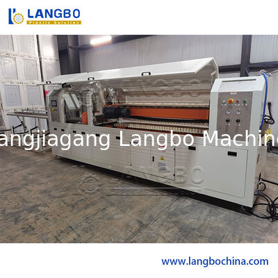 55/110 Kegel-Twin-Schraub-Extruder-PVC-Profil-Extrusionslinie für 1180mm-Kabel-Trunking mit 22KW-Motorleistung