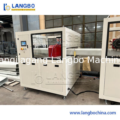 Hochwertige Kunststoff-PVC-Profil-Schaum-Extruder WPC-Witwen Türrahmen Fußböden PP PE PC Hohlplatten-Siegelband Extrusions-Produktionslinie