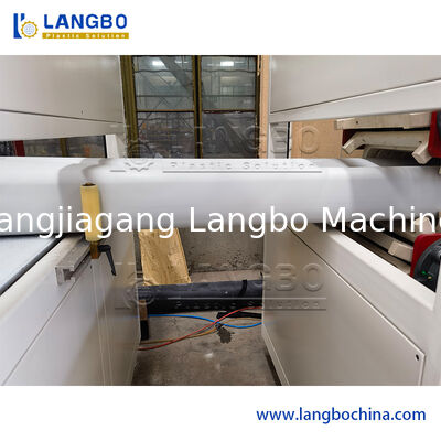 PE PP Holz-Kunststoff-Terrassendielen Zaun Boden Profil Extrusionslinie, verwendet für Bodenbeläge im Innen- und Außenbereich/Brüstungen/Tabletts