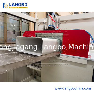 Kunststoff-PP-PE-WPC-Deckingboard-Bodenholz-Verbundprofil-Extrusionslinie