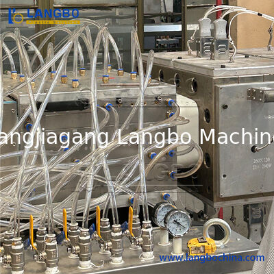 PVC PP PE ABS L-förmige Kunststoffprofil-Extrusionsmaschine Produktionslinie mit unterschiedlicher Formform