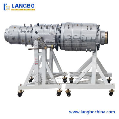 Hohe Kapazitäts-Rohr-Verdrängungs-Maschine, doppelte Stränge PVC-Rohr, das Maschine herstellt