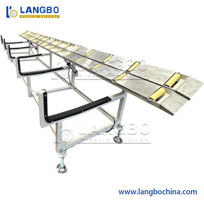 Hohe Kapazitäts-Rohr-Verdrängungs-Maschine, doppelte Stränge PVC-Rohr, das Maschine herstellt